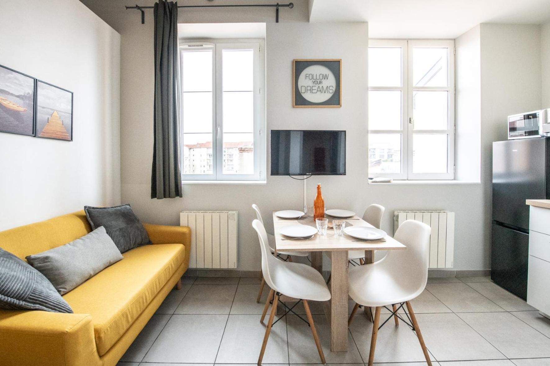 Duplex Scandinave A Cosy Et Calme - Lyon Part-Dieu エクステリア 写真